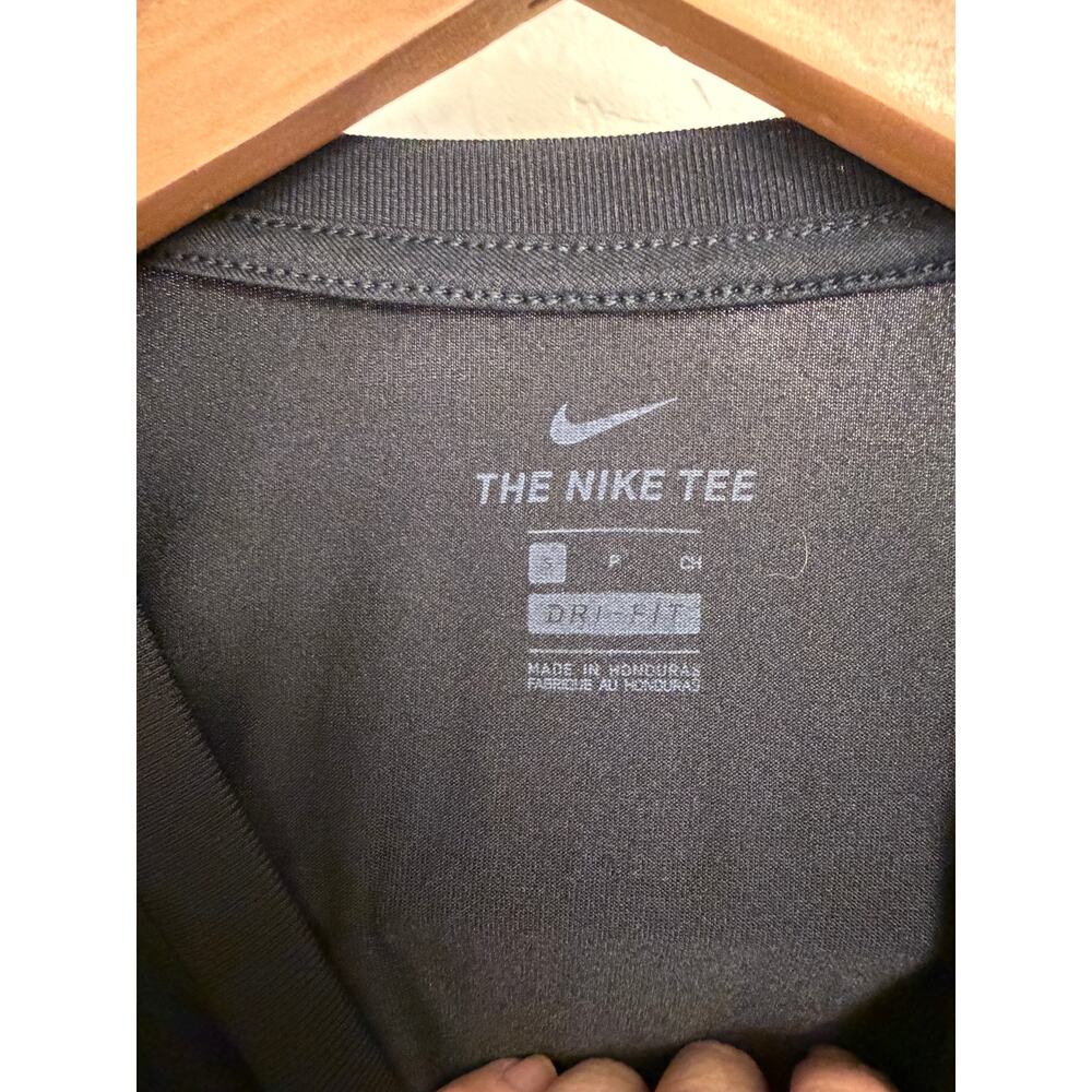 Nike Women's Dry Legend T-Shirt black- small - Picture 2 of 3